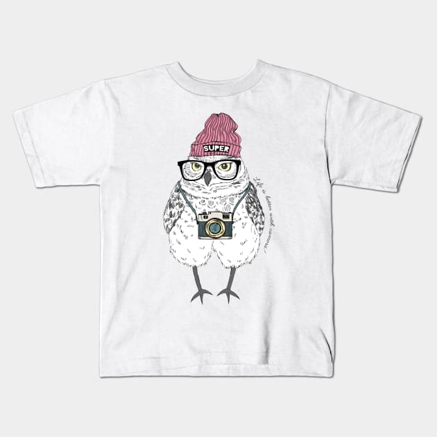 Owl with photo camera Kids T-Shirt by AnimalsFashion